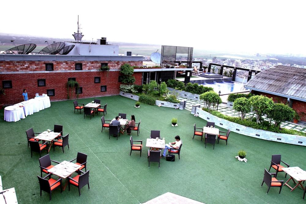 Dhaka Regency Hotel & Resort Limited Exterior foto