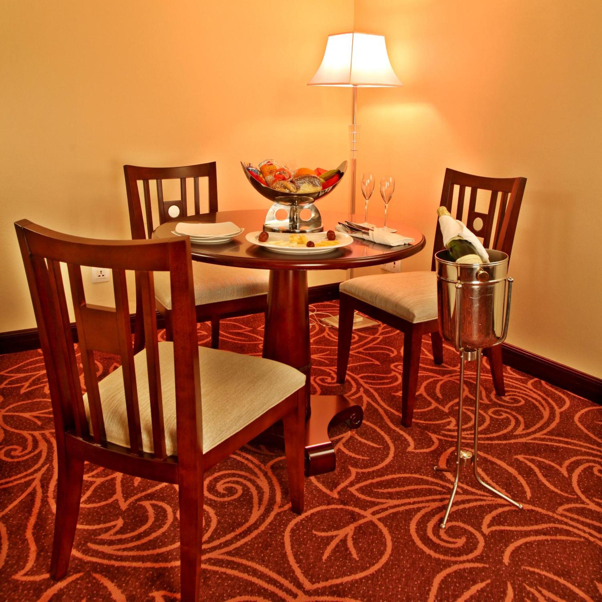 Dhaka Regency Hotel & Resort Limited Habitación foto